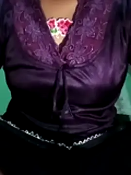 niyashree100 online show from March 27, 2026, 5:03 pm