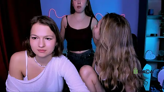 liana best online show from May 31, 2026, 7:25 pm