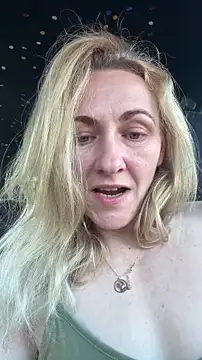 Snapshot of Secret_Ladyx chatting on April 6, 2026, 4:46 am Secret Ladyx online show from April 6, 2026, 4:46 am