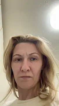 Snapshot of Secret_Ladyx chatting on March 24, 2026, 4:01 am Secret Ladyx online show from March 24, 2026, 4:01 am