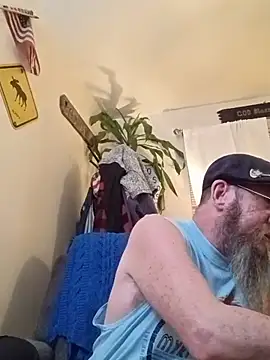 Snapshot of AgoneCanal chatting on May 11, 2026, 2:13 am AgoneCanal online show from May 11, 2026, 2:13 am
