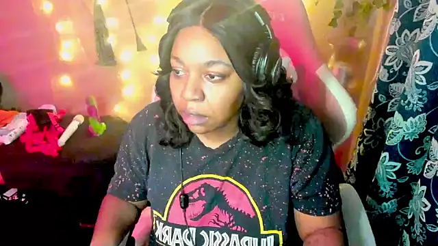 Snapshot of Goddess_MercedesRedd chatting on April 22, 2026, 1:29 pm Goddess MercedesRedd online show from April 22, 2026, 1:29 pm