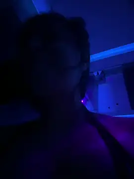 Geovana blan online show from April 10, 2026, 2:18 am