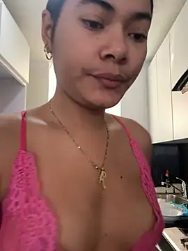 Sweetroseof online show from April 9, 2026, 1:28 pm