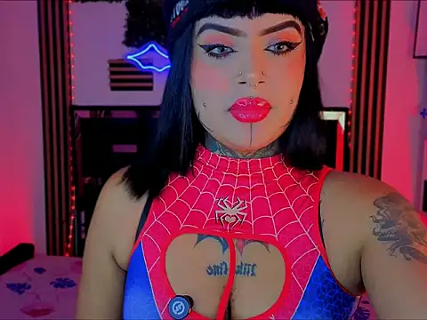 Snapshot of LauriInk1 chatting on May 3, 2026, 6:55 pm LauriInk1 online show from May 3, 2026, 6:55 pm