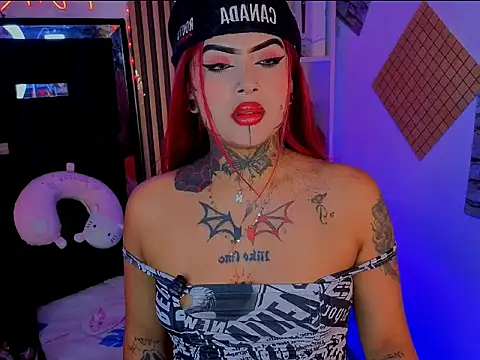 LauriInk1 online show from April 17, 2026, 4:54 pm