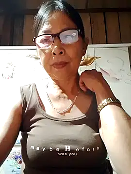 Snapshot of Sky-rain98 chatting on May 8, 2026, 5:50 pm Sky-rain98 online show from May 8, 2026, 5:50 pm
