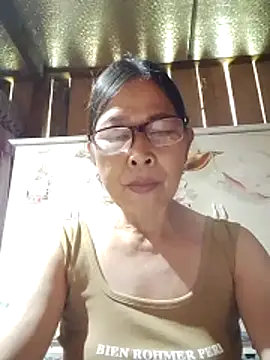 Snapshot of Sky-rain98 chatting on May 27, 2026, 2:08 am Sky-rain98 online show from May 27, 2026, 2:08 am