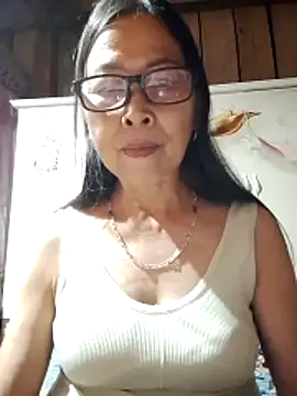 Snapshot of Sky-rain98 chatting on April 25, 2026, 2:25 pm Sky-rain98 online show from April 25, 2026, 2:25 pm