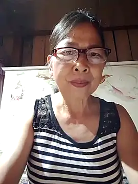 Snapshot of Sky-rain98 chatting on May 23, 2026, 9:25 pm Sky-rain98 online show from May 23, 2026, 9:25 pm