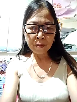 Snapshot of Sky-rain98 chatting on April 26, 2026, 2:31 am Sky-rain98 online show from April 26, 2026, 2:31 am