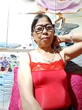 Snapshot of Sky-rain98 chatting on April 21, 2026, 2:56 pm Sky-rain98 online show from April 21, 2026, 2:56 pm