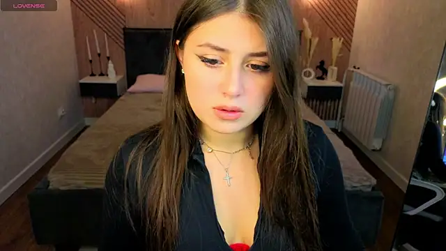 Snapshot of Crystal-Lace chatting on June 3, 2026, 12:55 am Crystal-Lace online show from June 3, 2026, 12:55 am
