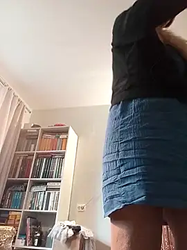 ViktoriaSexi1 online show from April 18, 2026, 3:42 am