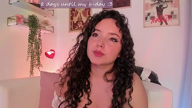 Snapshot of Ally_belle chatting on July 23, 2026, 10:38 pm Ally belle online show from July 23, 2026, 10:38 pm