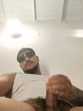 Snapshot of BadboyDirty1 chatting on May 7, 2026, 9:07 pm BadboyDirty1 online show from May 7, 2026, 9:07 pm