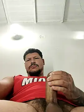 Snapshot of BadboyDirty1 chatting on May 6, 2026, 1:37 pm BadboyDirty1 online show from May 6, 2026, 1:37 pm