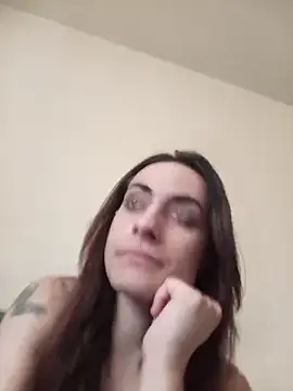 chiara-mario online show from June 4, 2026, 7:46 am