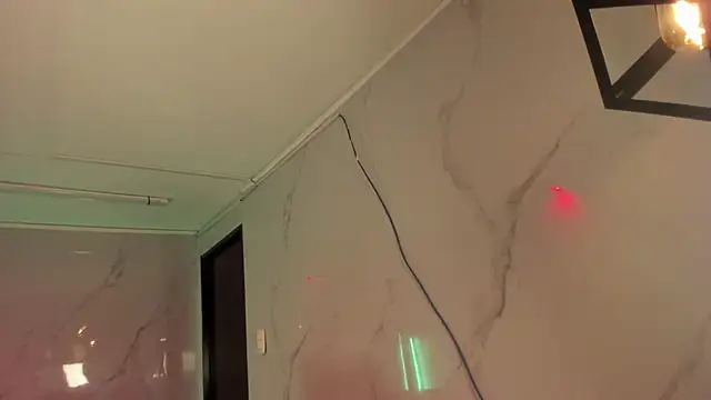 Ivy Brown  online show from April 22, 2026, 7:15 am