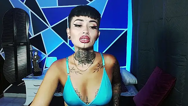 Sol Baker online show from April 17, 2026, 3:42 am