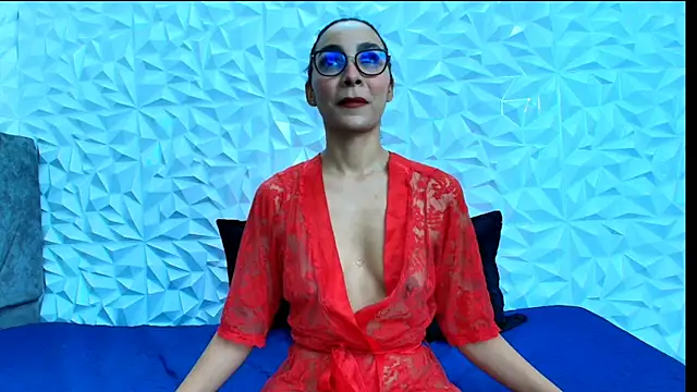 SOPHIA ZC online show from April 16, 2026, 9:39 pm