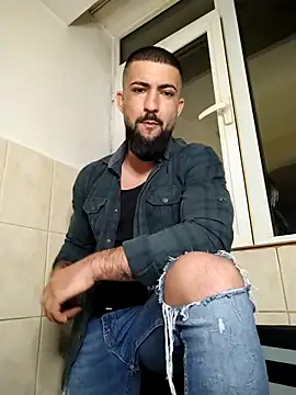 Tommy Porn  online show from April 10, 2026, 9:33 pm