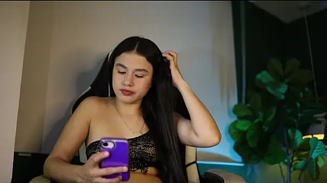 Snapshot of Danaa_Rousee_ chatting on June 13, 2026, 7:39 am Danaa Rousee online show from June 13, 2026, 7:39 am