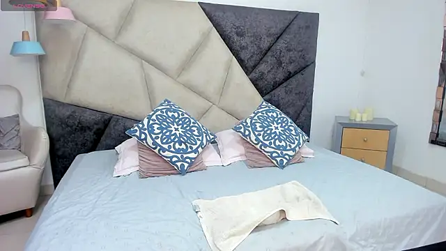 AbbiePaige online show from March 13, 2026, 11:59 am