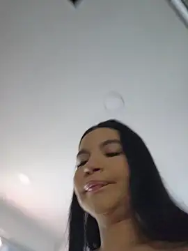 Pretty Julieta online show from April 4, 2026, 9:10 pm