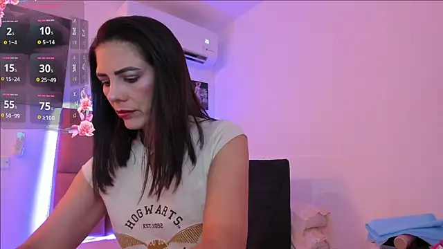 Samantha Claus1 online show from May 10, 2026, 4:49 am