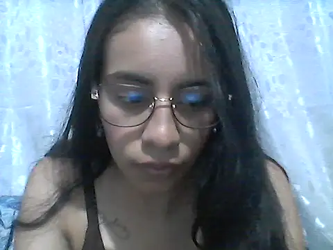 Snapshot of Amyblack22 chatting on April 23, 2026, 4:41 am Amyblack22 online show from April 23, 2026, 4:41 am