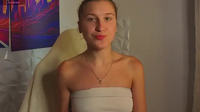 Snapshot of Xenia_paradise chatting on June 25, 2026, 11:54 pm Xenia paradise online show from June 25, 2026, 11:54 pm