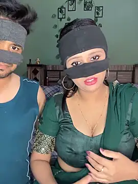 Snapshot of your_bhabhi_love chatting on May 23, 2026, 5:45 pm your bhabhi love online show from May 23, 2026, 5:45 pm