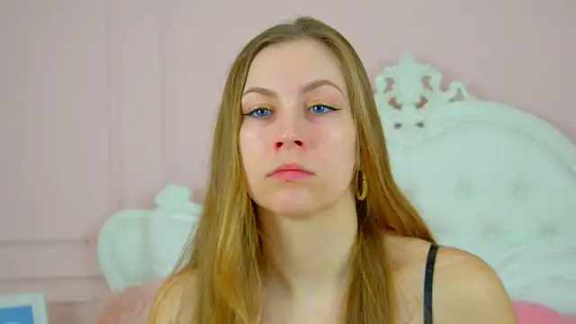 AprilSpringer online show from April 11, 2026, 4:31 am