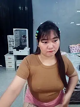 mabyhot16 online show from March 29, 2026, 11:56 am