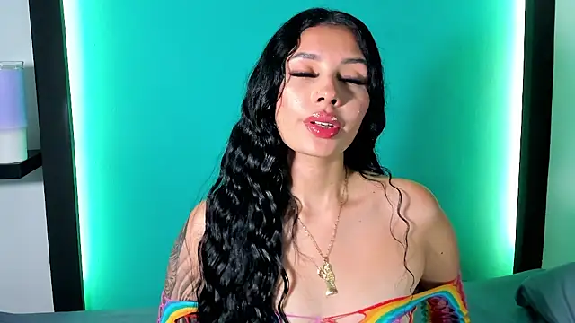 Emma AH online show from May 9, 2026, 3:04 pm