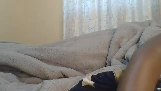 Snapshot of ndivhuwomuleya chatting on June 21, 2026, 2:45 pm ndivhuwomuleya online show from June 21, 2026, 2:45 pm