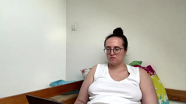 Snapshot of SofiaTease chatting on July 25, 2026, 8:44 am SofiaTease online show from July 25, 2026, 8:44 am