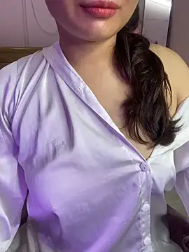 Snapshot of Meow_sexygirl chatting on July 2, 2026, 5:24 am Meow sexygirl online show from July 2, 2026, 5:24 am