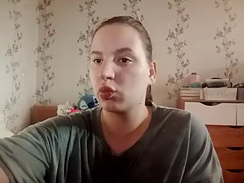 symmetryinvoid online show from April 14, 2026, 8:41 am