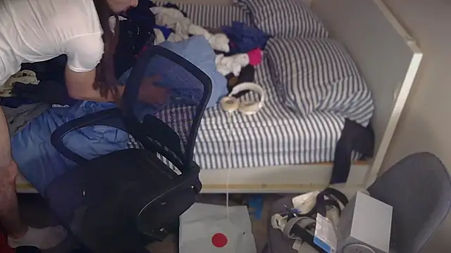 thxbxbydjxc online show from April 11, 2026, 9:18 pm