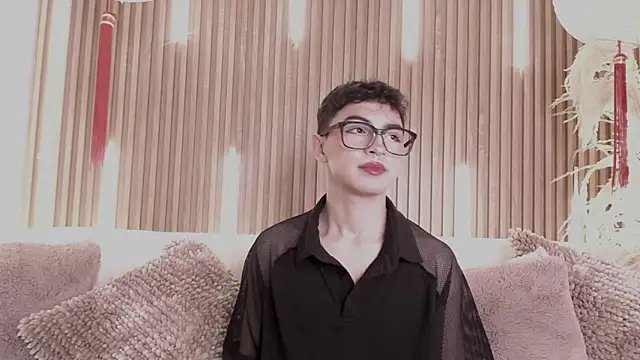 Snapshot of Cristopher_Wild chatting on June 1, 2026, 8:30 pm Cristopher Wild online show from June 1, 2026, 8:30 pm