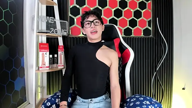 Snapshot of Cristopher_Wild chatting on May 2, 2026, 8:47 pm Cristopher Wild online show from May 2, 2026, 8:47 pm