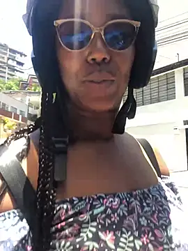 almaseductora online show from April 3, 2026, 4:57 pm