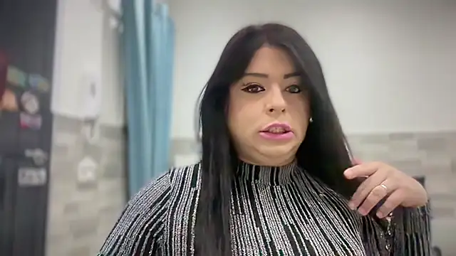 giaduzza online show from April 19, 2026, 10:01 pm