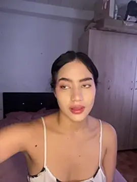 Snapshot of Ariel_blake chatting on July 8, 2026, 6:08 pm Ariel blake online show from July 8, 2026, 6:08 pm