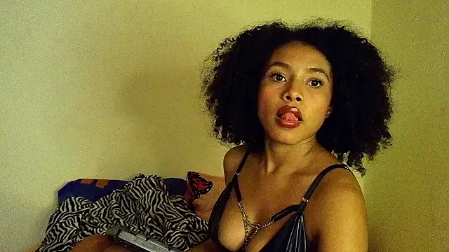 Larita curly online show from March 28, 2026, 9:05 pm