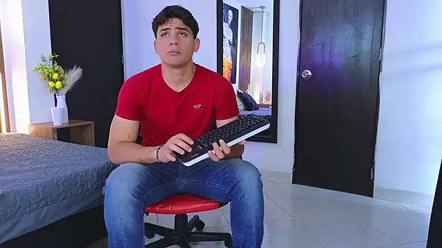 MrAdonis  online show from April 13, 2026, 7:29 pm