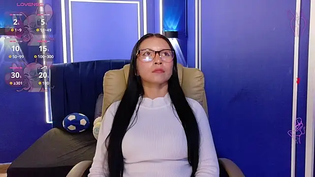 Chloe16  online show from April 1, 2026, 7:44 pm