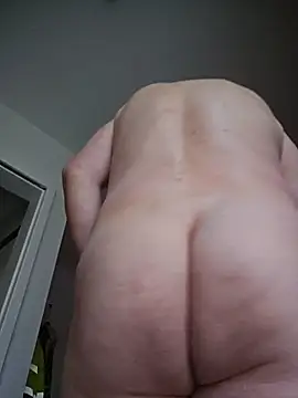 BigDaddyCooool online show from March 18, 2026, 4:19 pm